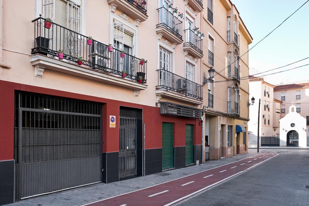 Urbanchicmalaga 3 Bedroom Spacious Quiet Historic Malaga Apt エクステリア 写真