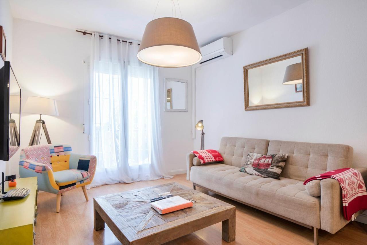 Urbanchicmalaga 3 Bedroom Spacious Quiet Historic Malaga Apt エクステリア 写真