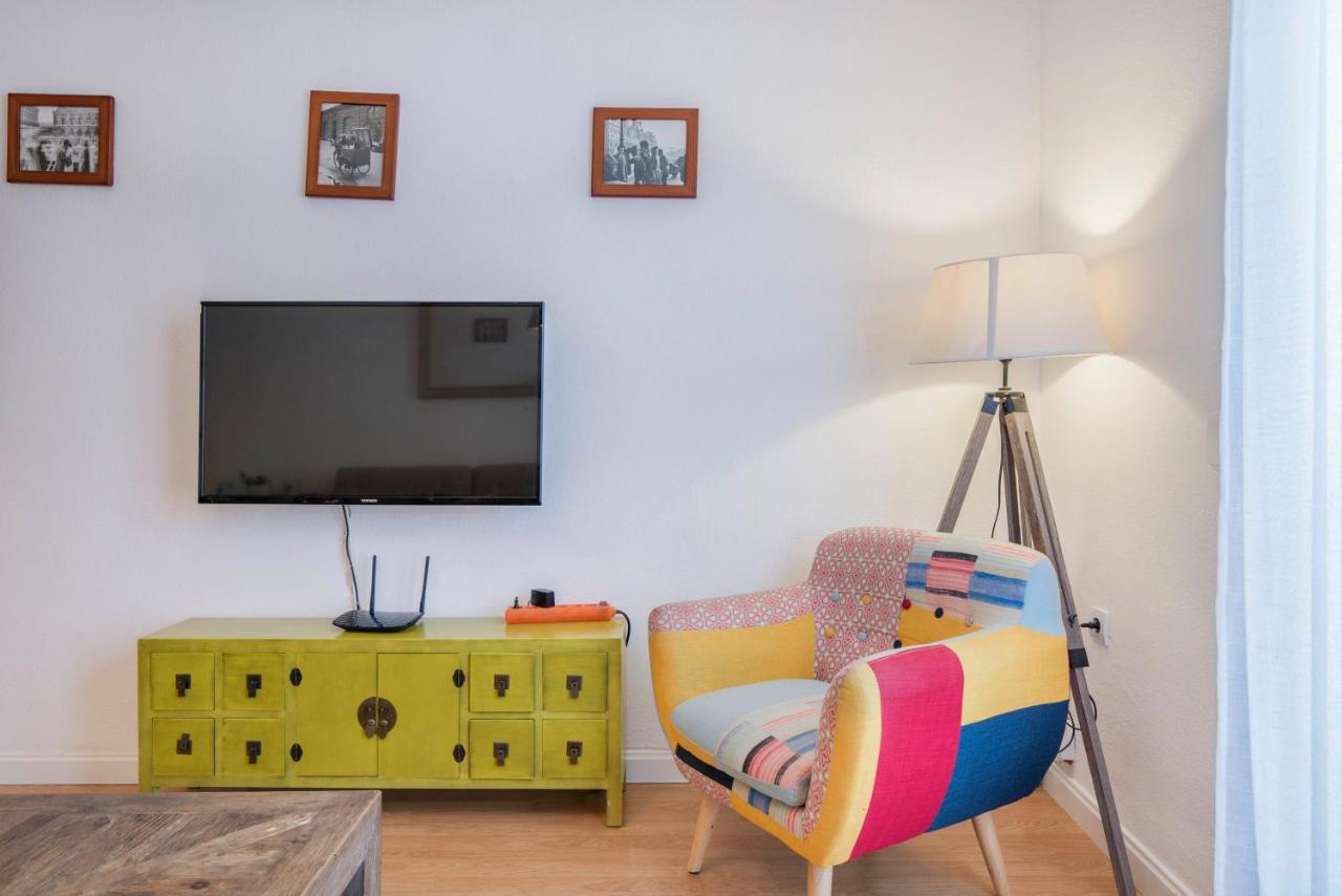Urbanchicmalaga 3 Bedroom Spacious Quiet Historic Malaga Apt エクステリア 写真
