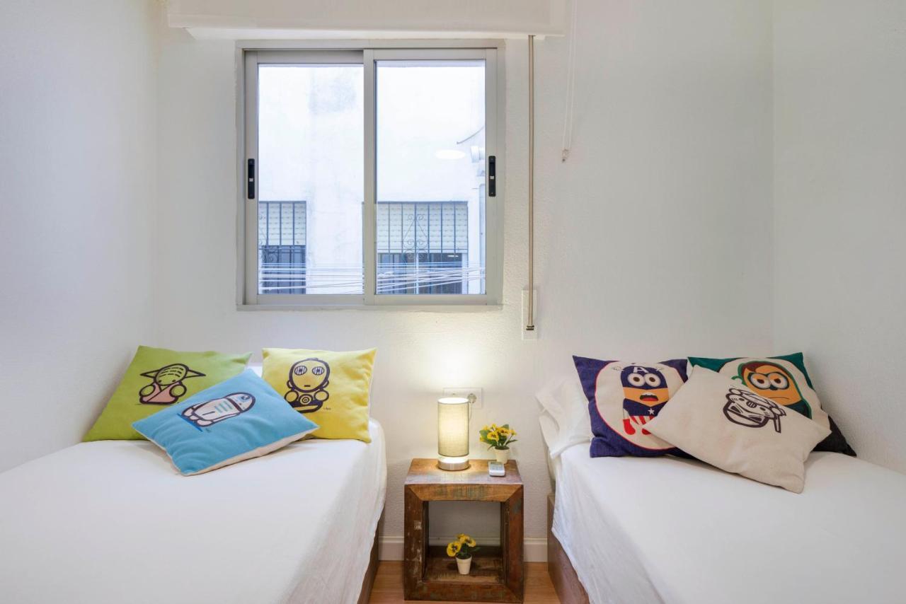 Urbanchicmalaga 3 Bedroom Spacious Quiet Historic Malaga Apt エクステリア 写真