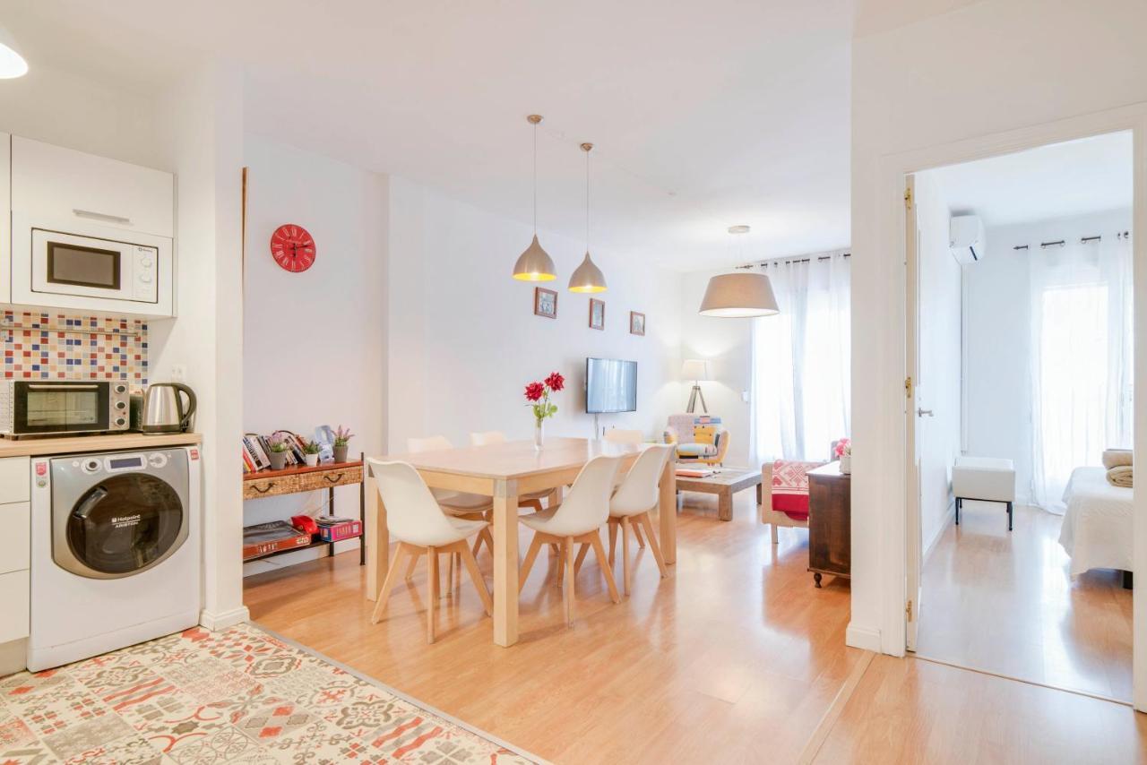 Urbanchicmalaga 3 Bedroom Spacious Quiet Historic Malaga Apt エクステリア 写真