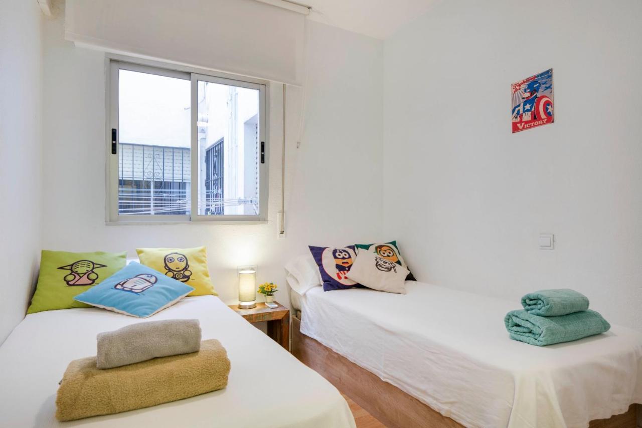 Urbanchicmalaga 3 Bedroom Spacious Quiet Historic Malaga Apt エクステリア 写真